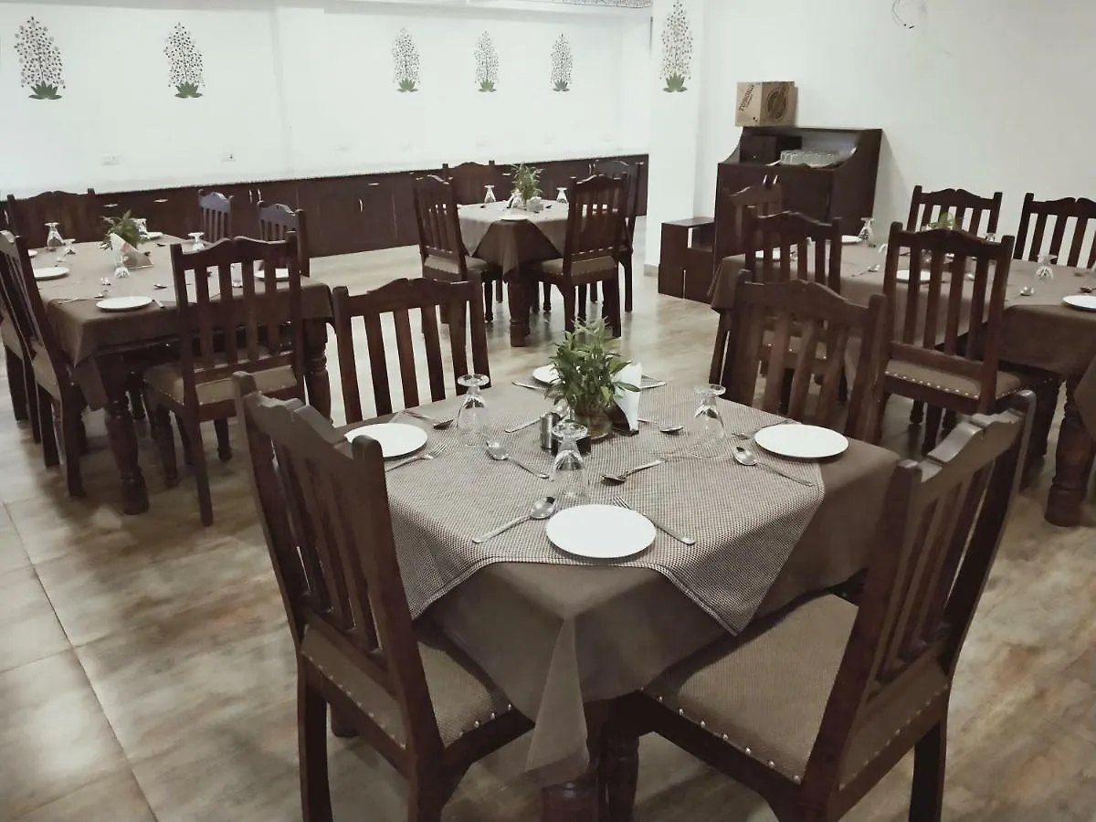 *** Otel Kanj Ayaan Resort Udaipur Hindistan